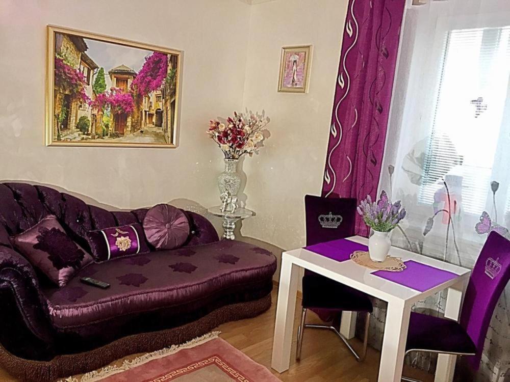 Rose Apartment มาเรียอานซเกลาซนี ภายนอก รูปภาพ