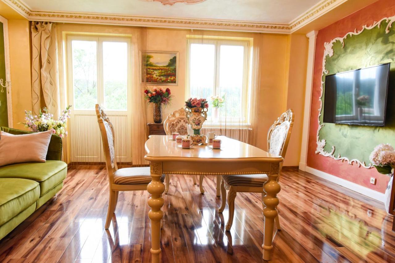 Rose Apartment มาเรียอานซเกลาซนี ภายนอก รูปภาพ