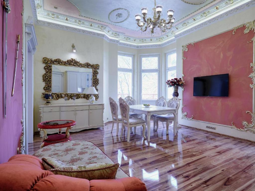Rose Apartment มาเรียอานซเกลาซนี ภายนอก รูปภาพ