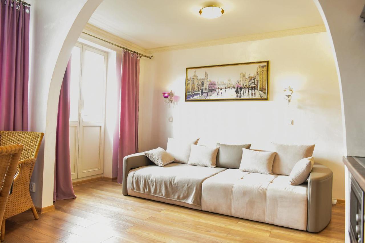 Rose Apartment มาเรียอานซเกลาซนี ภายนอก รูปภาพ